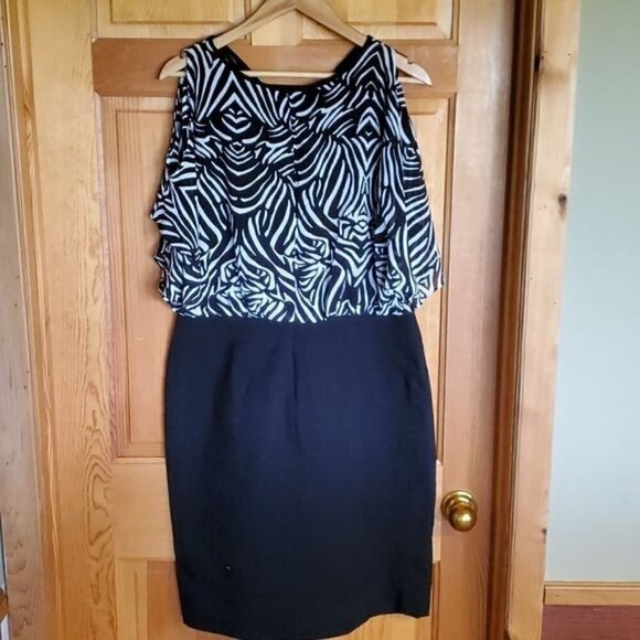 Nicole‎ Miller Sheer Lined V-neck Cold Shoulder Black Frost Event Sz 16 Dress - Picture 4 of 10